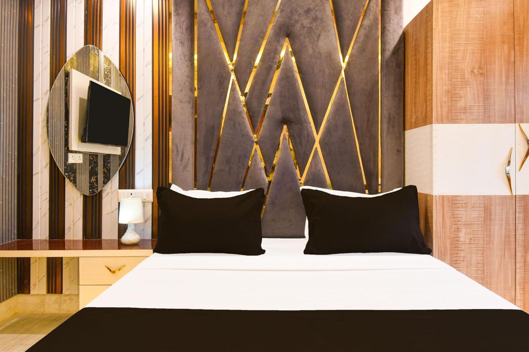 Super Hotel O Haven Inn Kolkata Exterior photo